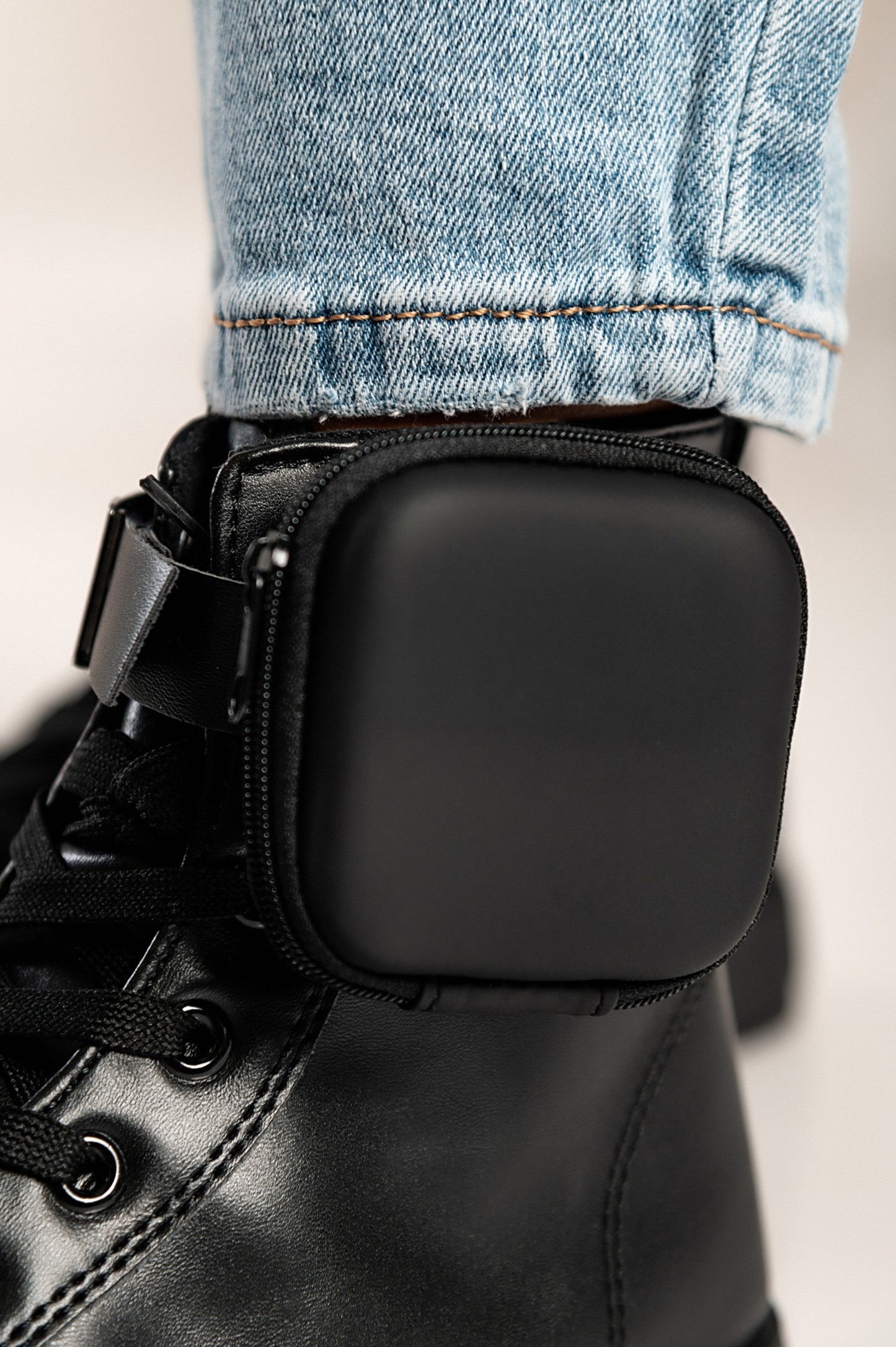 Faux Leather Fashion Sneakers Cores, Black