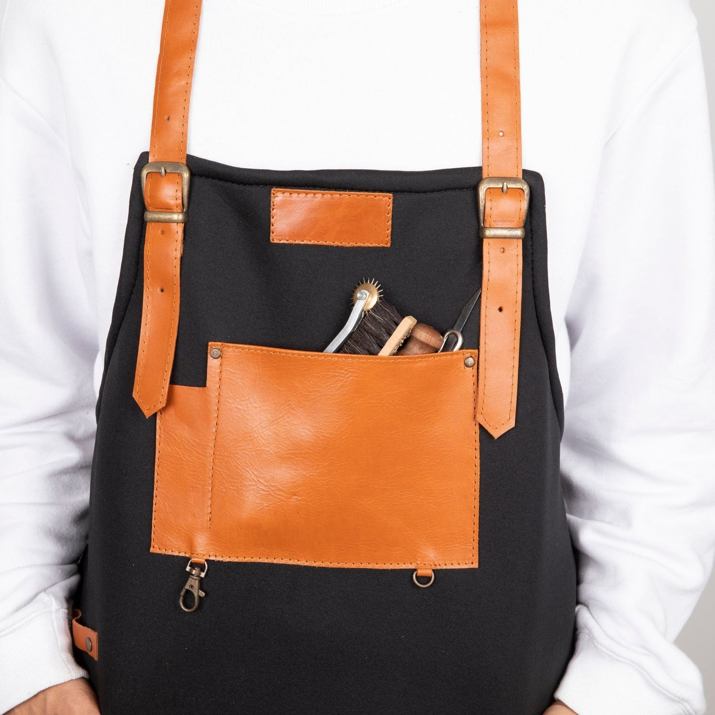 Saddlestrings Handmade Leather Work Apron