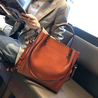 SolunaWeave™ – Heritage Luxe Leather Tote