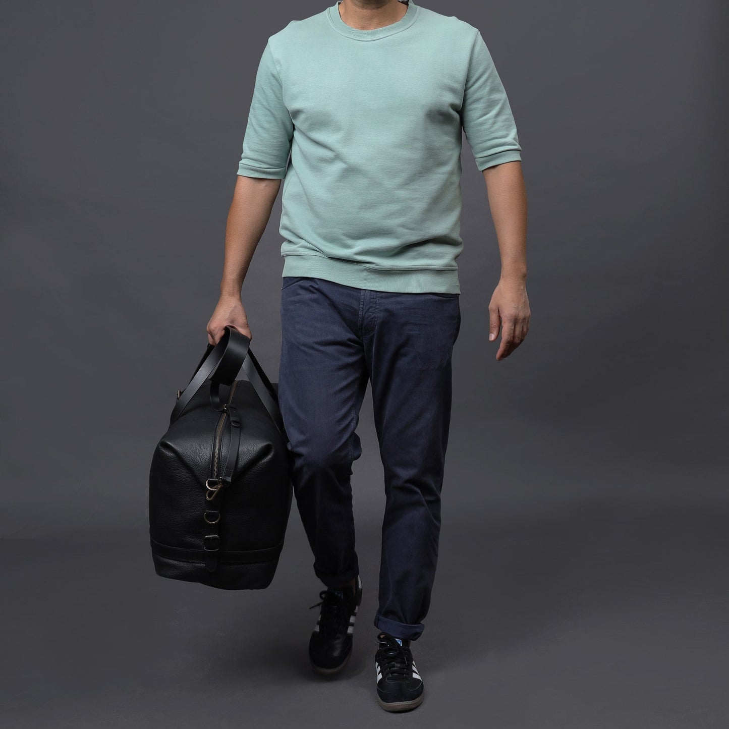 Runway Leather Travel Bag – Full-Grain Handmade Weekender Duffel for Men & Women