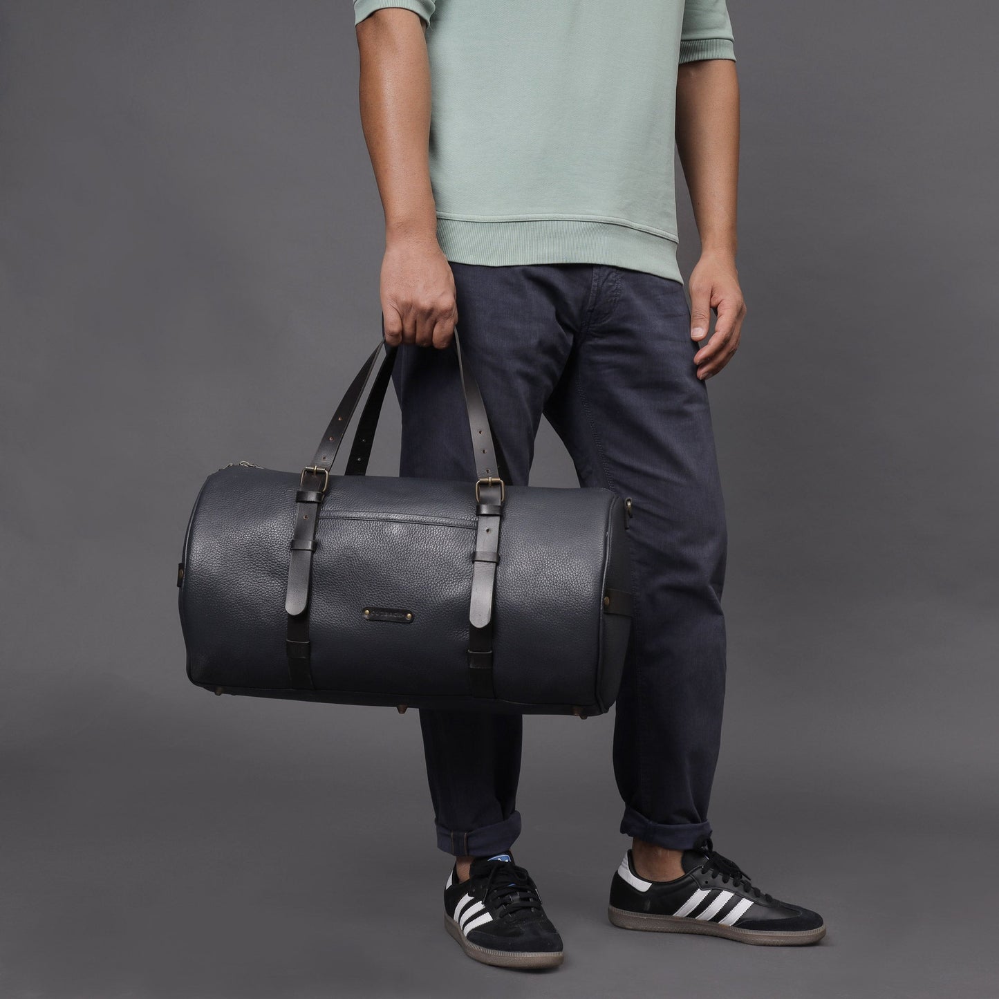 Miami Leather Gym Bag – Premium Full-Grain Leather Duffel for Travel & Fitness